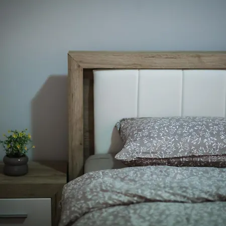 アパート House ヴァルナ