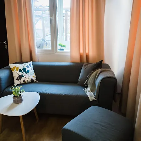 House * ヴァルナ