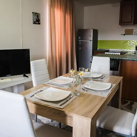 House * ヴァルナ